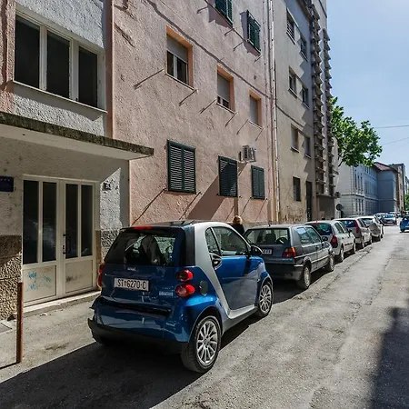 Apartamento Kalpic Split